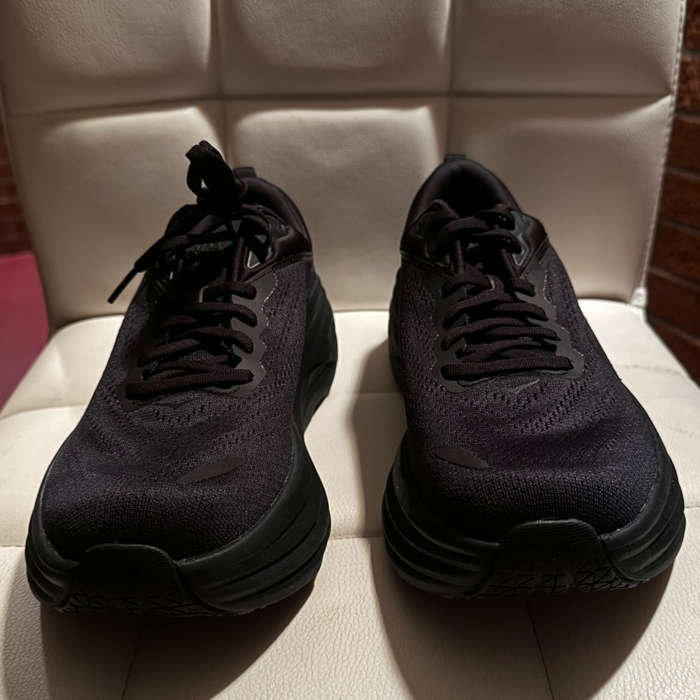 Size 9.5 - Hoka One One Bondi 8 Black - Picture 3 of 10